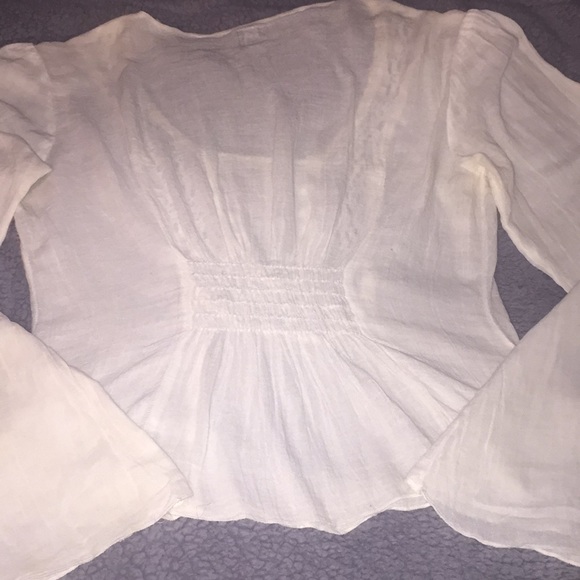 Crocheted and Linen Boho Top with flared sleeves - Picture 7 of 8